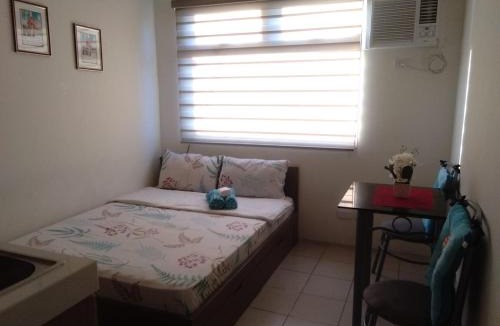Highway Hills Apartment | Superb Edsa Cheap Hotel @ Graceysplace Unit 2