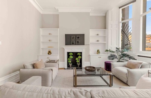 Brompton & Hans Town Apartment | Superb Knightsbridge Flat Near Harrods & Hyde Park