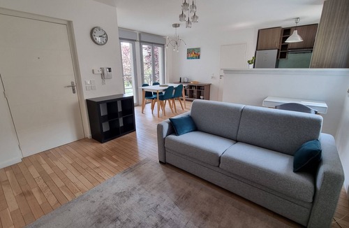 Puteaux Apartment | Superb Large Flat Terrace Parking Close La Défense