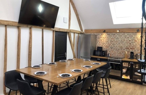Talmas Cottage | Superb Loft in a stable 5 people, 15 min Amiens