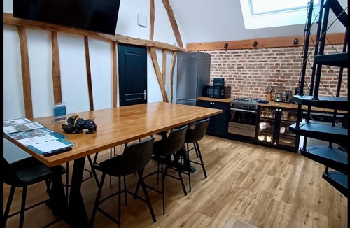 Talmas Cottage | Superb Loft in a stable 5 people, 15 min Amiens