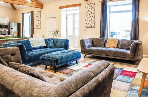 Bala Cottage | Superb manor house with countryside views.
