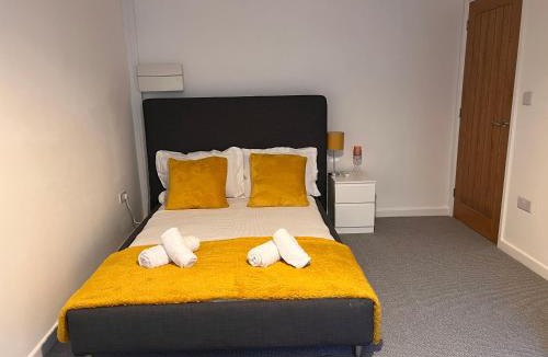 Northampton Apartment | Superb modern flat in Northampton, parking &EV