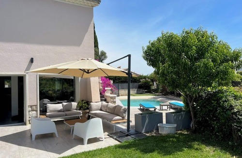 La Madeleine Villa | Superb, quiet villa with swimming pool near the sea, 7 minutes from the town center