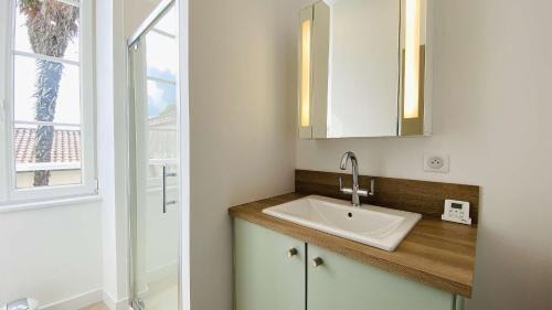 Saint-Martin-de-Re Apartment | Superbe appartement en plein centre village