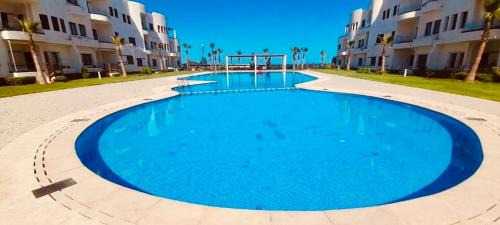 Marina Smir Apartment | Superbe Appartement Colina Smir, vue Piscine, bord de mer, plage de Kabila