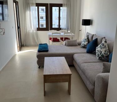 Marina Smir Apartment | Superbe Appartement Colina Smir, vue Piscine, bord de mer, plage de Kabila