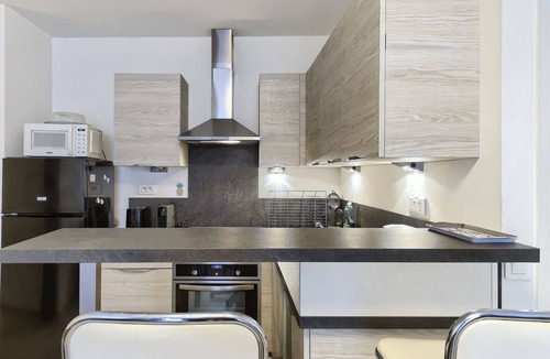 Musicians Quarter Apartment | Superbe Appartement Pres DE LA Gare Clim Wifi Espace Dedie AU Travail