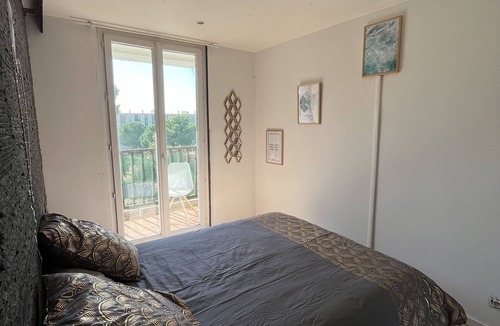 Montolivet Apartment | Superbe apt Chic and Luxury vue sur les Collines de Marcel Pagnol Rental car