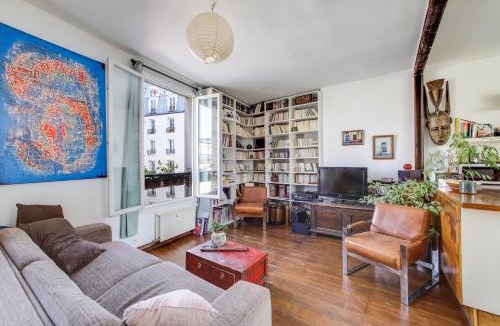 Belleville Apartment | SUPERBE DUPLEX avec JARDIN PARTAGE à PARIS MENILMONTANT