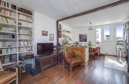 Belleville Apartment | SUPERBE DUPLEX avec JARDIN PARTAGE à PARIS MENILMONTANT