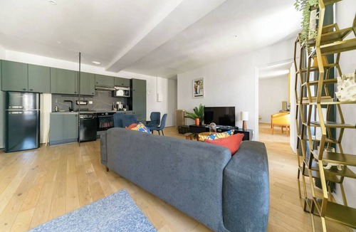 Vieux Vichy Apartment | Superbe loft climatisé dans immeuble classé