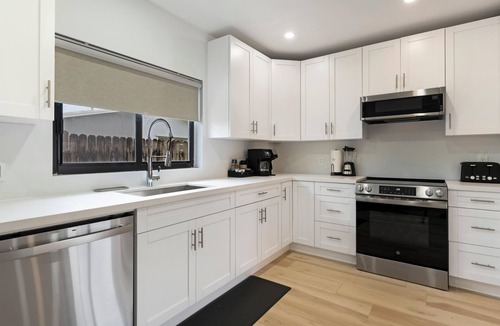 Northeast Miami Villa | Superhost launches new Listing! Nr stadium