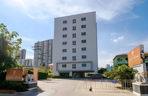 Ratchadaphisek House | Superior Double Getaway | Free Parking & Perks