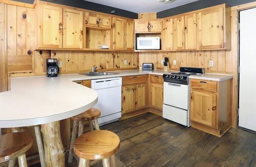 Two Harbors Hotel | Superior Shores