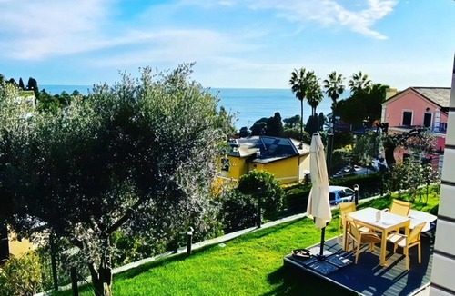 Bogliasco Apartment | Superior Studio Apartment Giuli 2 Swimming Pool and Parking