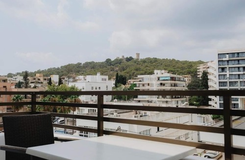 Son Armadams Apartment | Superior Studio with Full Kitchen - Walkable Cultural Escape Near Bellver Castle