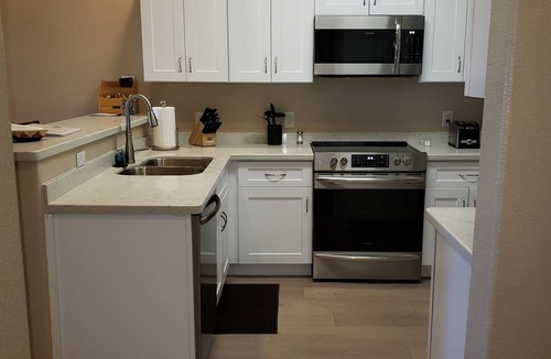 Superstition Lakes Condo | Superstition Lakes Golf Condo in East Mesa - Golf Course Views of the 9th Hole