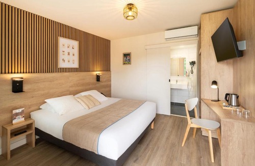 Saint-Pierre-du-Mont Hotel | Sure Hotel by Best Western Mont-de-Marsan