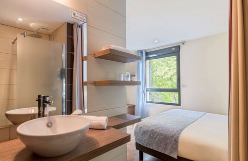 Saint-Brice-Courcelles Hotel | Sure Hotel by Best Western Reims Nord