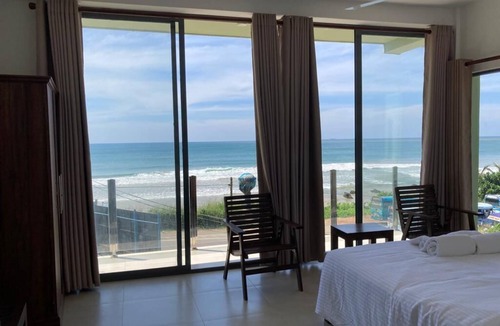Matara Bed & Breakfast | Surendra Seaview