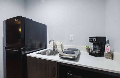 Channelview Hotel | SureStay by Best Western Channelview-Baytown West