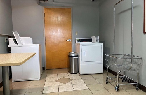 Bardstown Hotel | SureStay Hotel by Best Western Bardstown General Nelson
