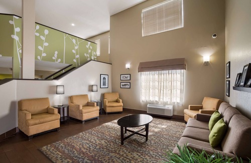Superstition Springs Hotel | SureStay Plus by Best Western Mesa Superstition Springs