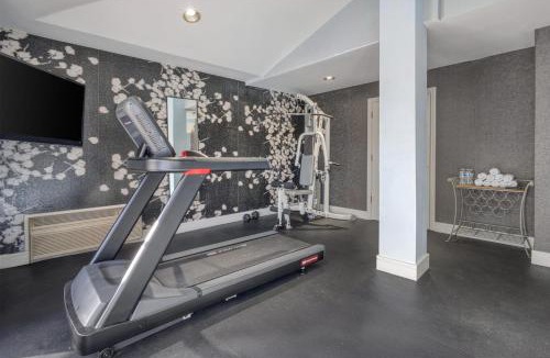 Mountain View Hotel | SureStay Plus Hotel by Best Western Mountain View