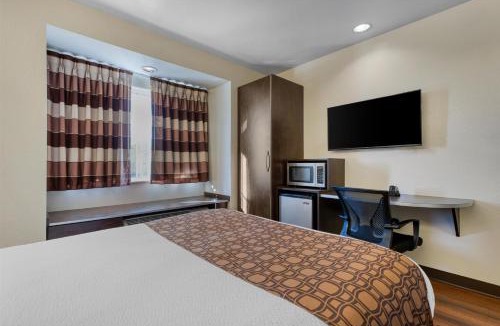 Buckhannon Hotel | SureStay Plus Hotel by Best Western Buckhannon