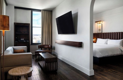 Court Avenue Entertainment District Hotel | Surety Hotel, Autograph Collection