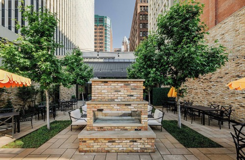 Court Avenue Entertainment District Hotel | Surety Hotel, Autograph Collection