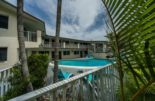 Pompano Beach Apartment | Surf and Sand Seaside