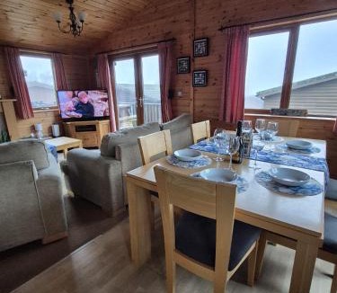 Mullacott House | Surf Lodge