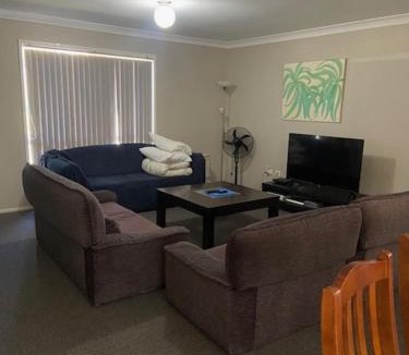 Nowra House | Surf Mist
