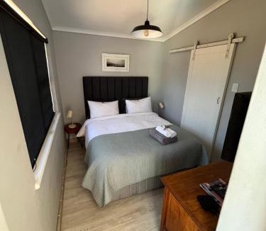 Kommetjie Apartment | Surf Way Beach cottage