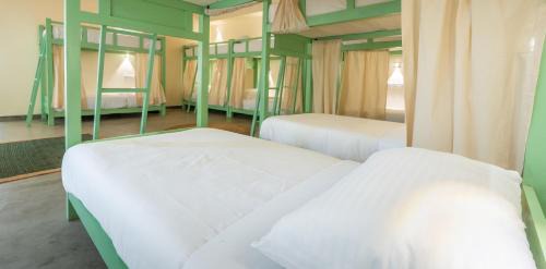 Polhena Resort | Surfing Elephant