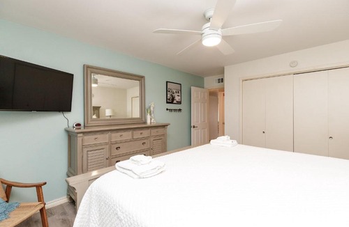 Corpus Christi House | Surfside 202