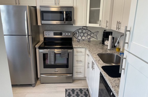 Surfside Apartment | Surfside/Bal Harbor Oceanview Studio Apt