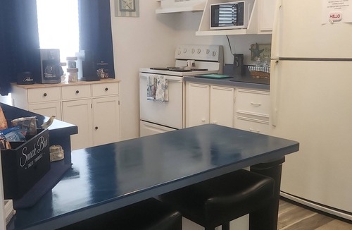 Surfside Beach House | Surfside Beach Themed 2-bdrm 3-bth house 2 blocks from Jetty-splash pad-beach