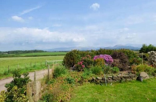 Holmrook Cottage | SURPRISE VIEW, pet friendly, character holiday cottage in Ravenglass