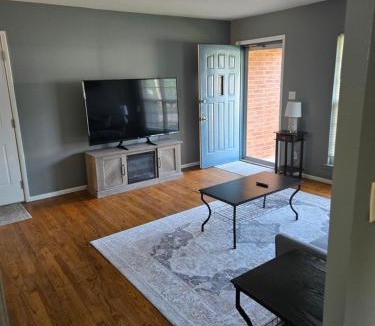 Owensboro House | Surrey Drive