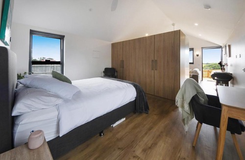 Narrawong House | Surrey River Hideaway