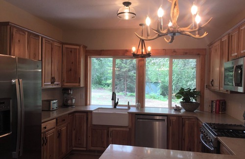 Knik River House | Surrounded by State Forest land, near Knik River Tailrace fishing, luxury detail