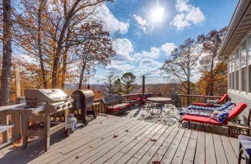 Sylvan Shores House | Surrounding Lake Views! Eureka Springs Home