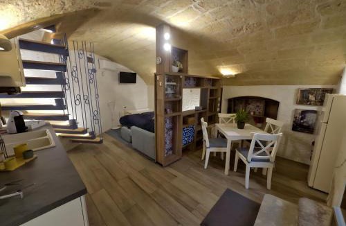 Mottola Apartment | Sus e Sott B&B