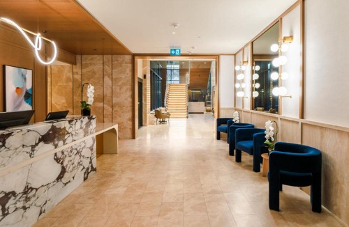 Toronto Entertainment District Hotel | Sutton Place Hotel Toronto