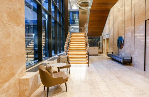 Toronto Entertainment District Hotel | Sutton Place Hotel Toronto