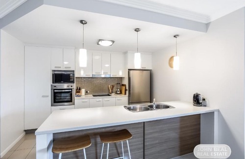 Redcliffe Apartment | Suttons Beach Apartment