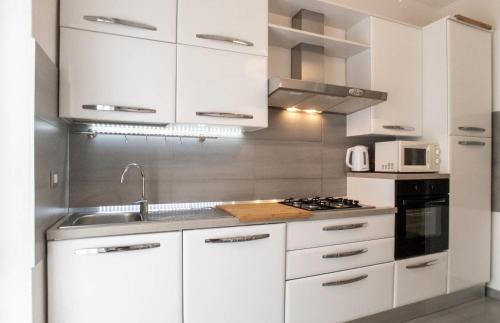 Bicocca Apartment | Suzzani Apartment